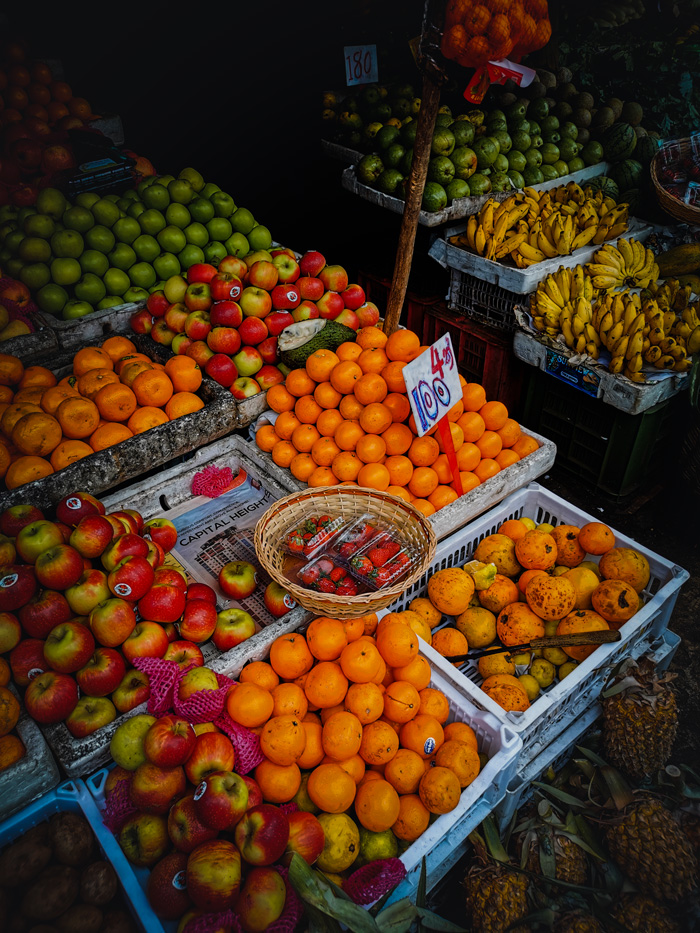 Stand mit Früchten in Kandy Sri Lanka